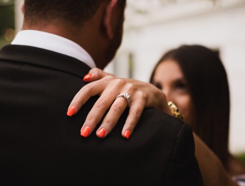 The Ultimate Guide to Finding the Perfect Unique Engagement Ring for Women